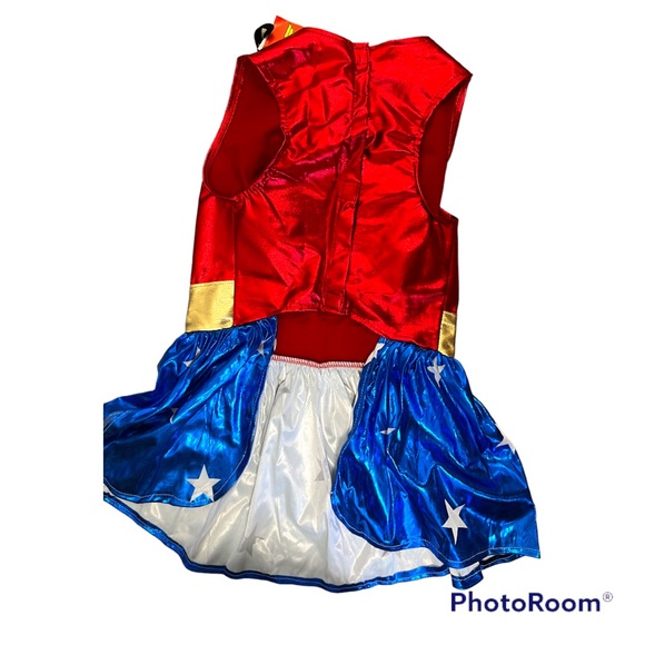 Wonder Woman dog costume - Picture 2 of 4
